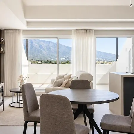 Appartamento Luxury Penthouse With Private Terrace And Sea Views Marbella